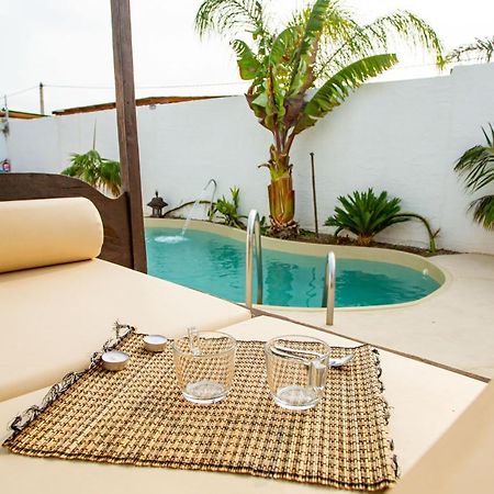 Villa Tokio Con Jacuzzi Y Piscina Privada Chiclana de la Frontera Exterior photo