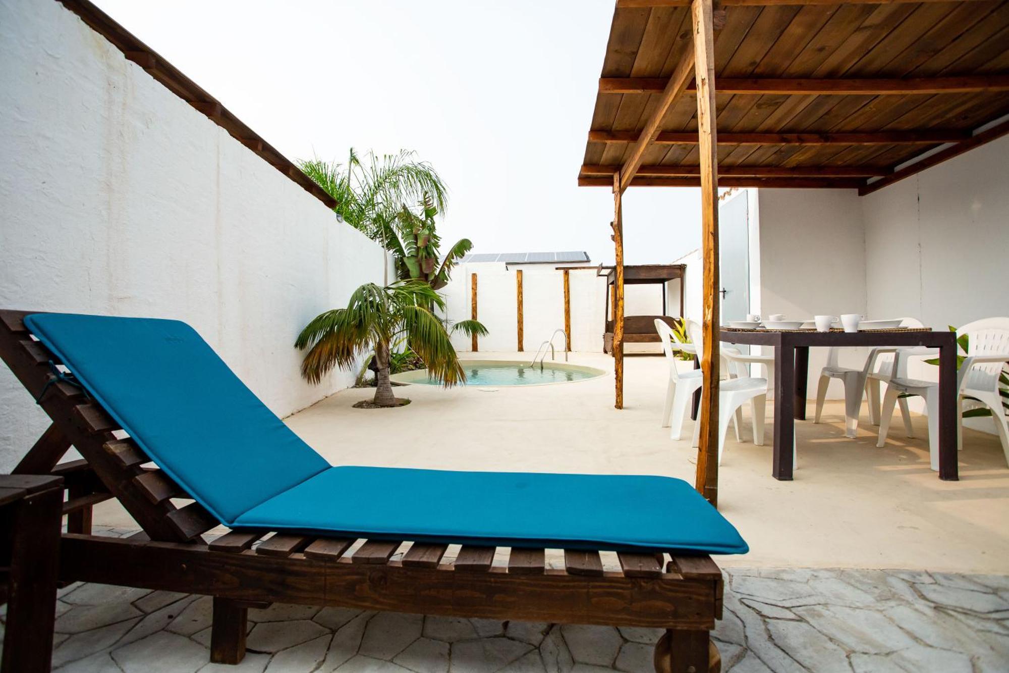 Villa Tokio Con Jacuzzi Y Piscina Privada Chiclana de la Frontera Exterior photo